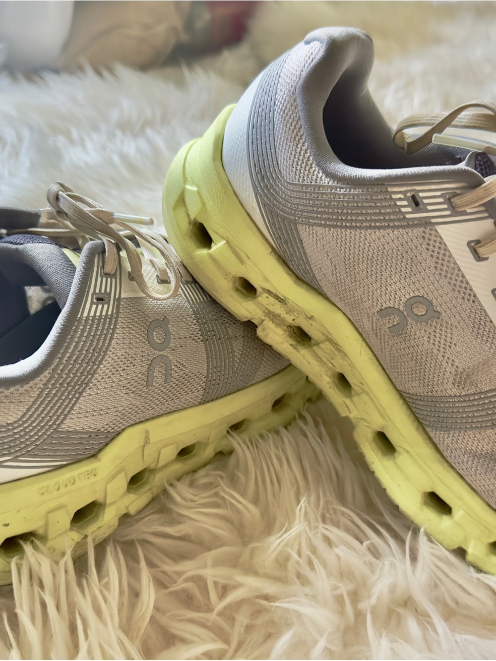 On Cloudflyer Women's Athletic Shoes - Light Gray with Yellow Sole